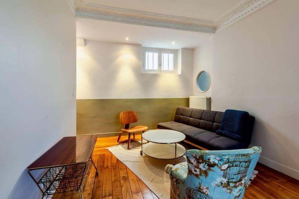 Charmant Appartement Au Coeur De Paris Eksteriør bilde